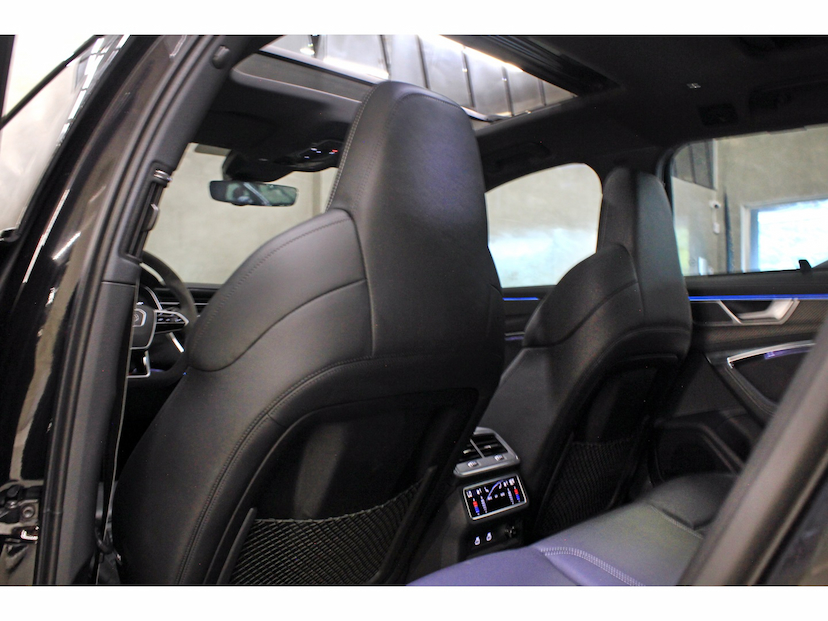 Foto do veículo AUDI RS6 4.0 V8 TFSI MHEV AVANT PERFORMANCE TIPTRONIC 2026 5.100 KM 1.219.800,00