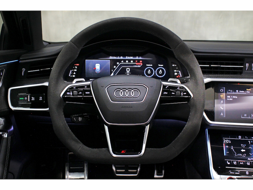 Foto do veículo AUDI RS6 4.0 V8 TFSI MHEV AVANT PERFORMANCE TIPTRONIC 2026 5.100 KM 1.219.800,00