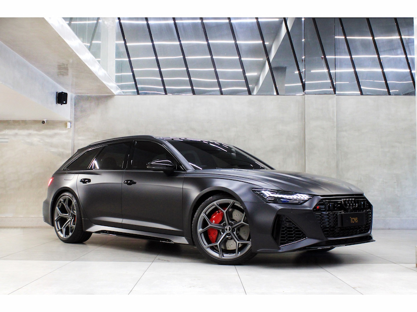 Foto do veículo AUDI RS6 4.0 V8 TFSI MHEV AVANT PERFORMANCE TIPTRONIC 2026 5.100 KM 1.219.800,00