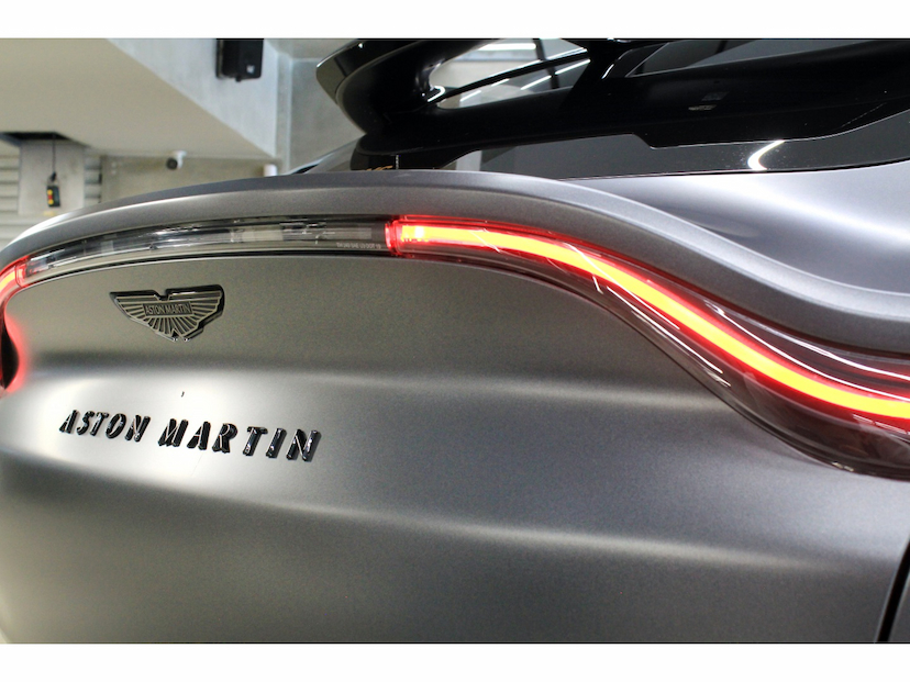 Foto do veículo ASTON MARTIN DBX707 4.0 V8 TURBO GASOLINA  AUTOMÁTICO 2023 9.500 KM 2.699.800,00