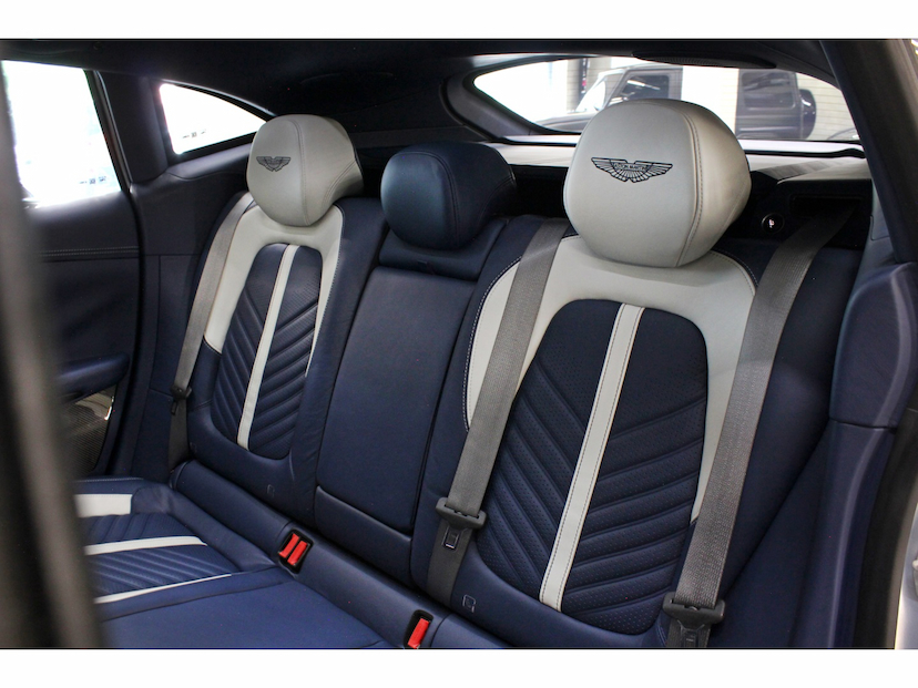 Foto do veículo ASTON MARTIN DBX707 4.0 V8 TURBO GASOLINA  AUTOMÁTICO 2023 9.500 KM 2.699.800,00