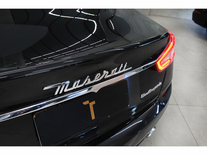 Foto do veículo MASERATI QUATTROPORTE 3.8 GTS V8 32V BITURBO GASOLINA 4P AUTOMÁTICO 2014 28.200 KM 548.800,00