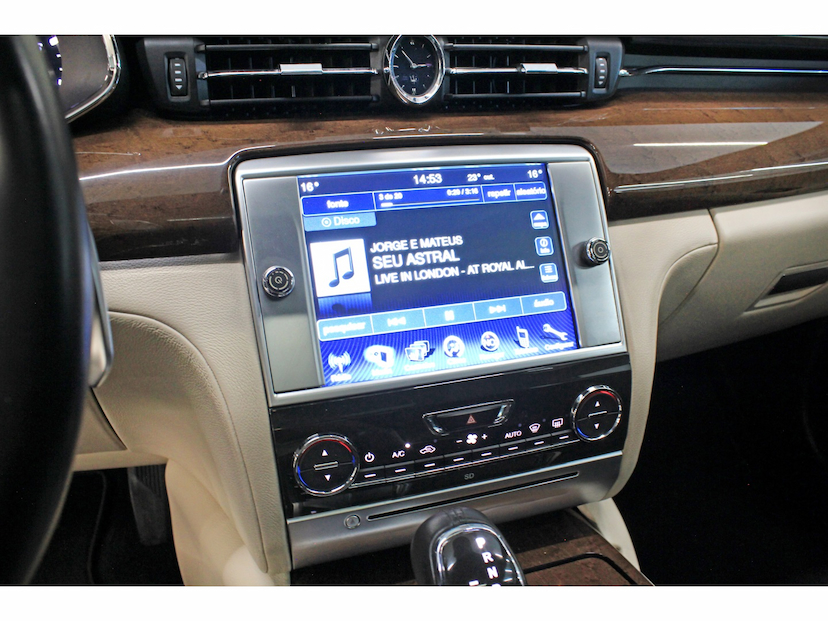 Foto do veículo MASERATI QUATTROPORTE 3.8 GTS V8 32V BITURBO GASOLINA 4P AUTOMÁTICO 2014 28.200 KM 548.800,00