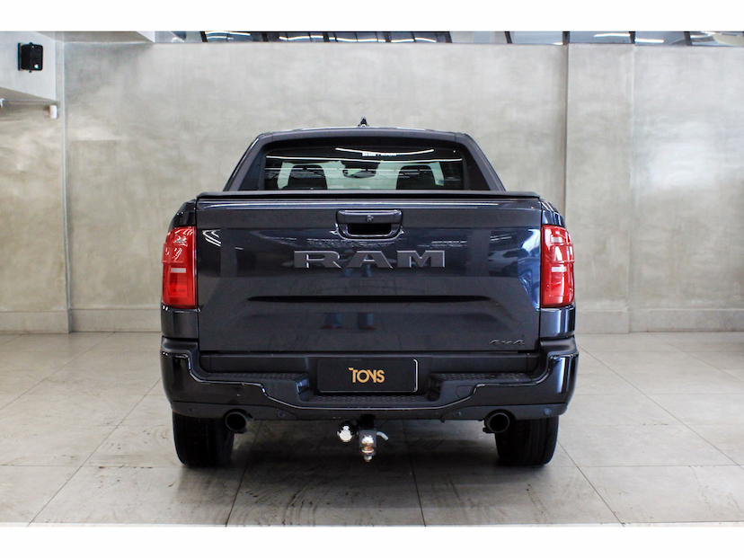 Foto do veículo RAM RAMPAGE 2.0 HURRICANE 4 TURBO GASOLINA R/T 4X4 AUTOMÁTICO 2025 27.300 KM 199.800,00