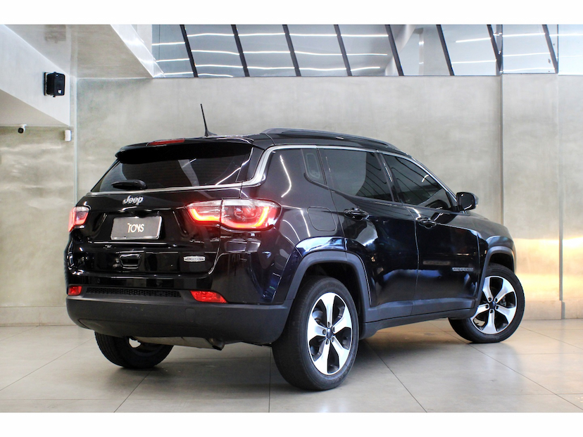 Foto do veículo JEEP COMPASS 2.0 16V FLEX LONGITUDE AUTOMÁTICO 2018 61.700 KM 84.800,00
