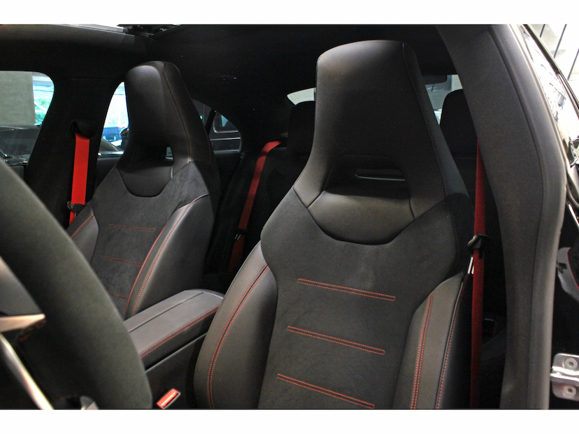 Foto do veículo MERCEDES-BENZ CLA 45 AMG 2.0 CGI GASOLINA S 4MATIC SPEEDSHIFT 2026 2.900 KM 579.800,00