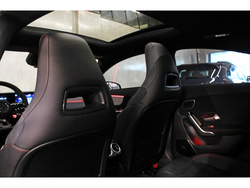 Foto do veículo MERCEDES-BENZ CLA 45 AMG 2.0 CGI GASOLINA S 4MATIC SPEEDSHIFT 2026 2.900 KM 579.800,00