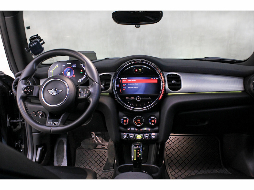 Foto do veículo MINI COOPER SE TOP 2P ELÉTRICO 2022 50.100 KM 148.800,00