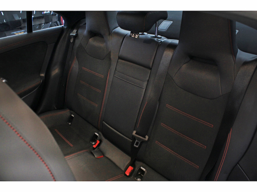 Foto do veículo MERCEDES-BENZ CLA 200 1.3 AMG LINE TB 16V AUT. (HÍB.) 2024 17.800 KM 255.800,00