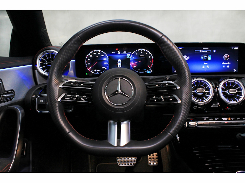 Foto do veículo MERCEDES-BENZ CLA 200 1.3 AMG LINE TB 16V AUT. (HÍB.) 2024 17.800 KM 255.800,00