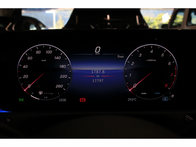 Foto do veículo MERCEDES-BENZ CLA 200 1.3 AMG LINE TB 16V AUT. (HÍB.) 2024 17.800 KM 255.800,00