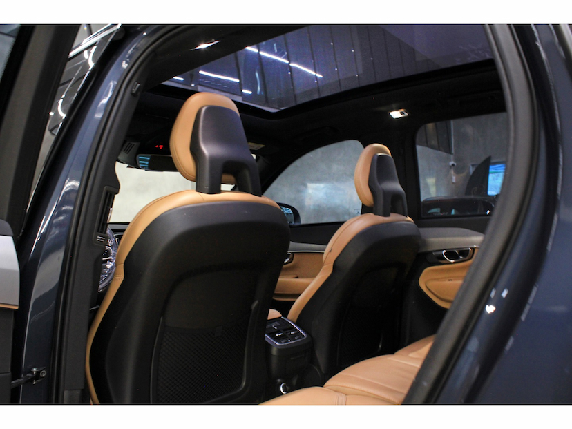 Foto do veículo VOLVO XC90 2.0 T6 GASOLINA MOMENTUM AWD GEARTRONIC 2020 87.000 KM 235.800,00