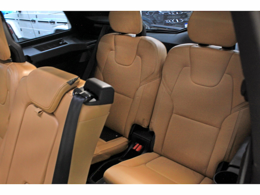 Foto do veículo VOLVO XC90 2.0 T6 GASOLINA MOMENTUM AWD GEARTRONIC 2020 87.000 KM 235.800,00