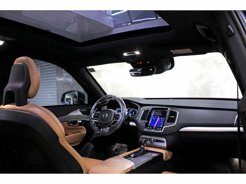 Foto do veículo VOLVO XC90 2.0 T6 GASOLINA MOMENTUM AWD GEARTRONIC 2020 87.000 KM 235.800,00