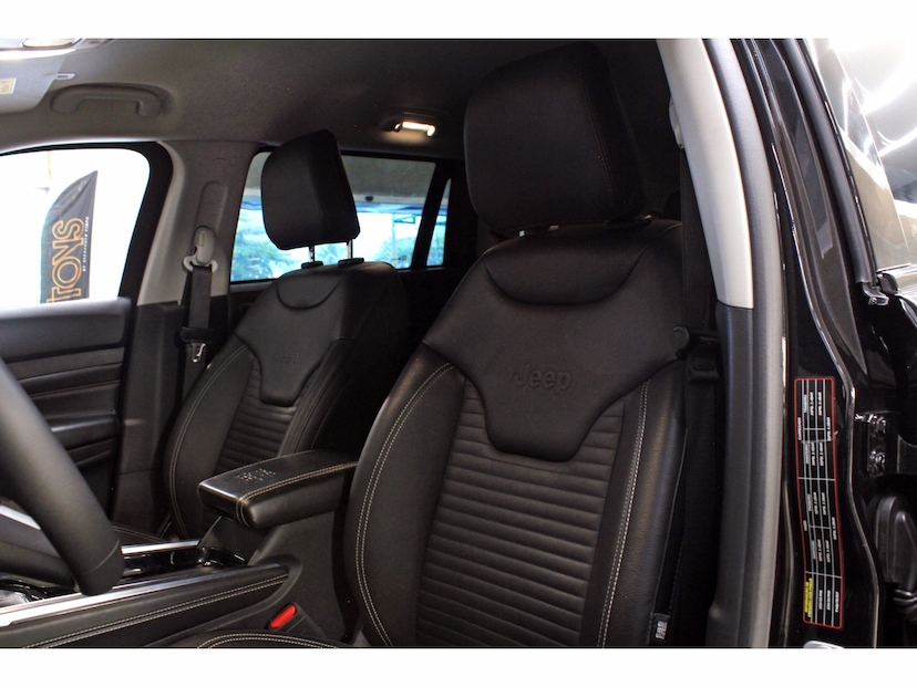 Foto do veículo JEEP COMMANDER 1.3 T270 TURBO FLEX LONGITUDE AT6 2025 20.500 KM 259.800,00