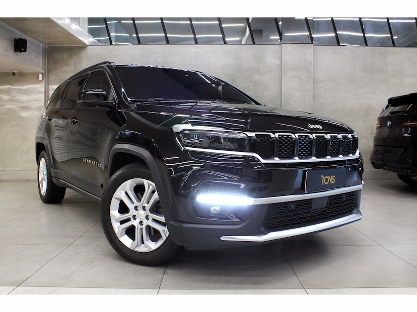 Foto do veículo JEEP COMMANDER 1.3 T270 TURBO FLEX LONGITUDE AT6 2025 20.500 KM 259.800,00