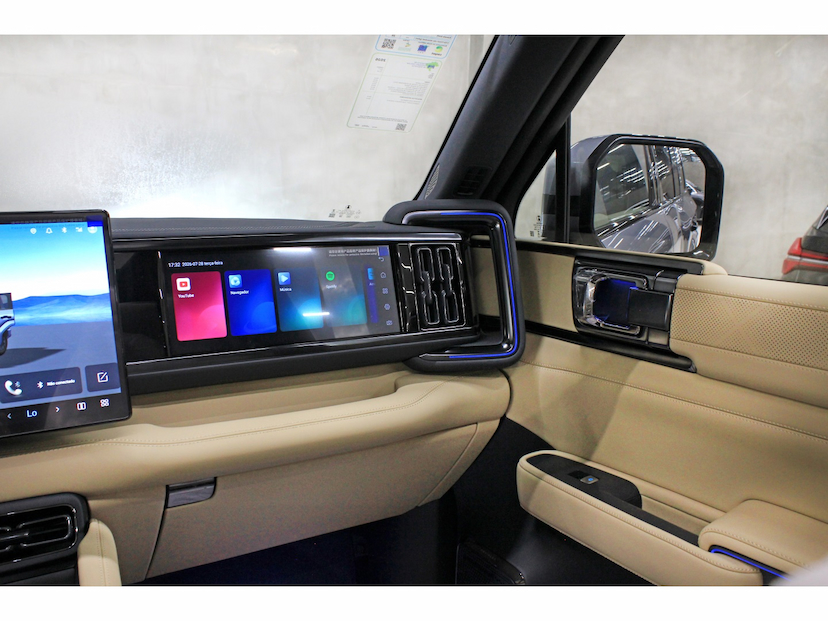 Foto do veículo MERCEDES-BENZ S 63 AMG 4.0 V8 TURBO GASOLINA COUPÉ 4MATIC SPEEDSHIFT 2019 20.000 KM R$ 835.800,00