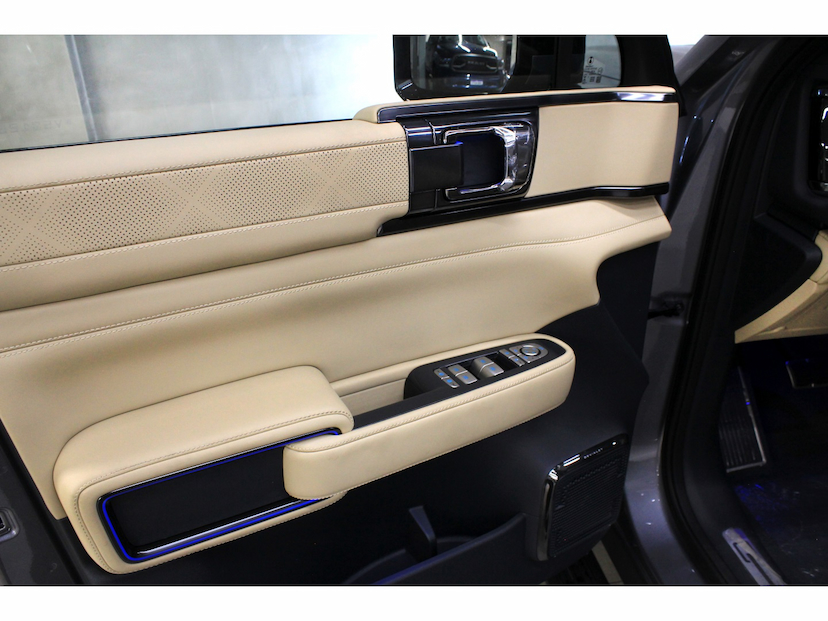 Foto do veículo MERCEDES-BENZ S 63 AMG 4.0 V8 TURBO GASOLINA COUPÉ 4MATIC SPEEDSHIFT 2019 20.000 KM R$ 835.800,00