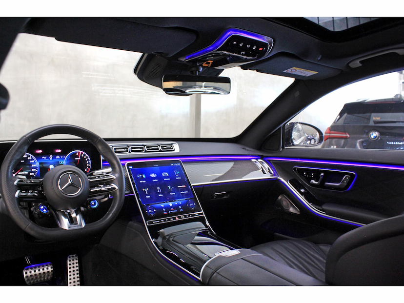 Foto do veículo MERCEDES-BENZ S 63 AMG 4.0 V8 TURBO PHEV E PERFORMANCE 4MATIC+ SPEEDSHIFT 2025 18.500 KM 1.749.800,00