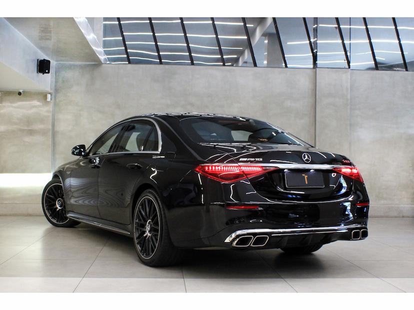 Foto do veículo MERCEDES-BENZ S 63 AMG 4.0 V8 TURBO PHEV E PERFORMANCE 4MATIC+ SPEEDSHIFT 2025 18.500 KM 1.749.800,00