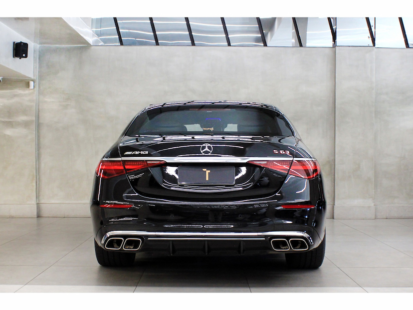Foto do veículo MERCEDES-BENZ S 63 AMG 4.0 V8 TURBO PHEV E PERFORMANCE 4MATIC+ SPEEDSHIFT 2025 18.500 KM 1.749.800,00