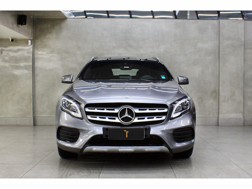 Foto do veículo MERCEDES-BENZ GLA 250 2.0 CGI GASOLINA SPORT 7G-DCT 2018 41.000 KM 177.800,00