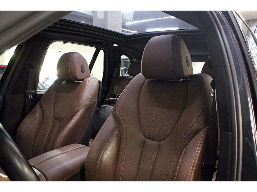 Foto do veículo BMW X5 3.0 I6 TURBO HÍBRIDO XDRIVE45E M SPORT AUTOMÁTICO 2022 41.000 KM 405.800,00