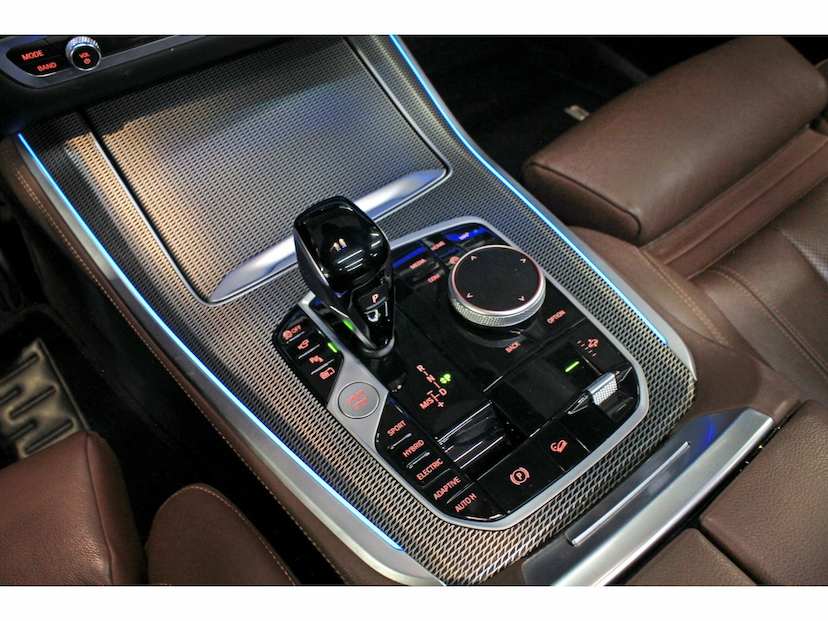 Foto do veículo BMW X5 3.0 I6 TURBO HÍBRIDO XDRIVE45E M SPORT AUTOMÁTICO 2022 41.000 KM 405.800,00