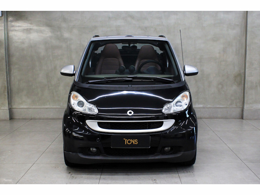 Foto do veículo SMART FORTWO 1.0 CABRIO 3 CILINDROS 12V GASOLINA 2P AUTOMÁTICO 2010 56.800 KM 79.800,00