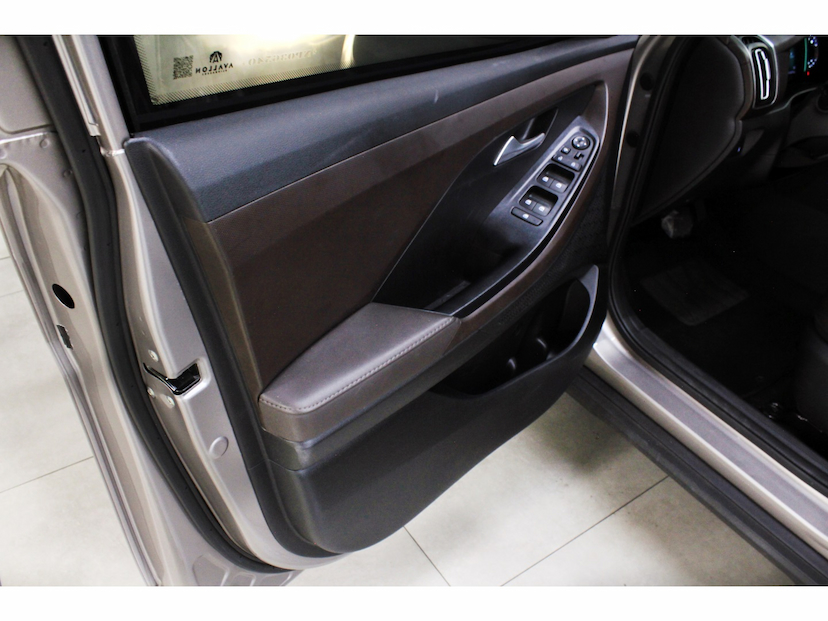 Foto do veículo HYUNDAI CRETA 1.0 TGDI FLEX PLATINUM AUTOMÁTICO 2022 115.000 KM 139.800,00