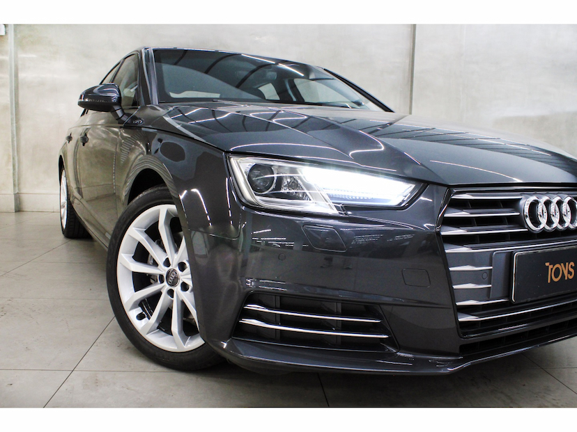 Foto do veículo AUDI A4 2.0 TFSI AMBIENTE GASOLINA 4P S TRONIC 2018 65.820 KM 128.800,00