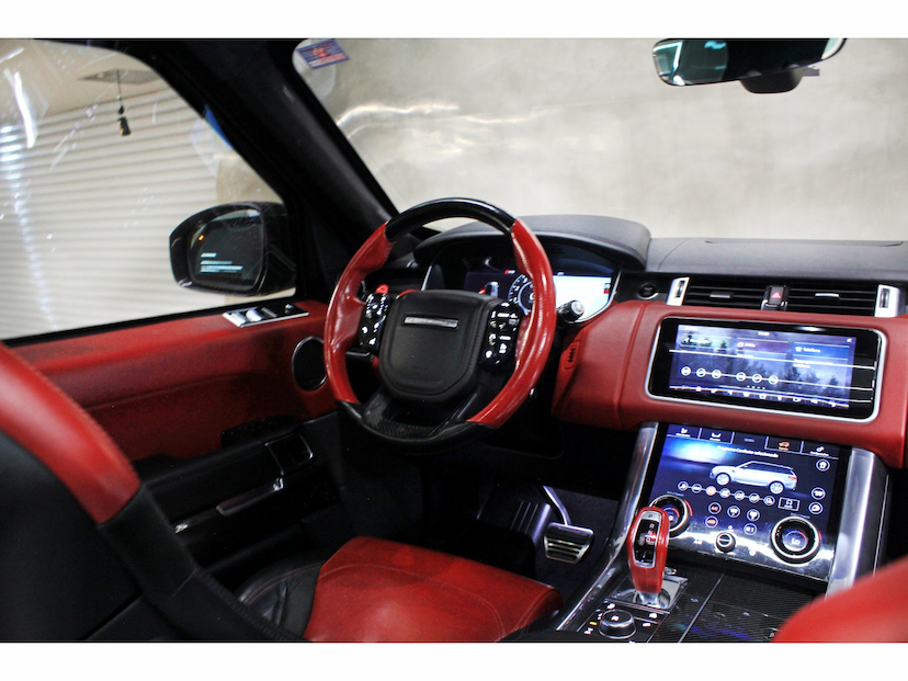 Foto do veículo LAND ROVER RANGE ROVER SPORT 5.0 SVR 4X4 V8 32V GASOLINA 4P AUTOMÁTICO 2019 76.300 KM 449.800,00