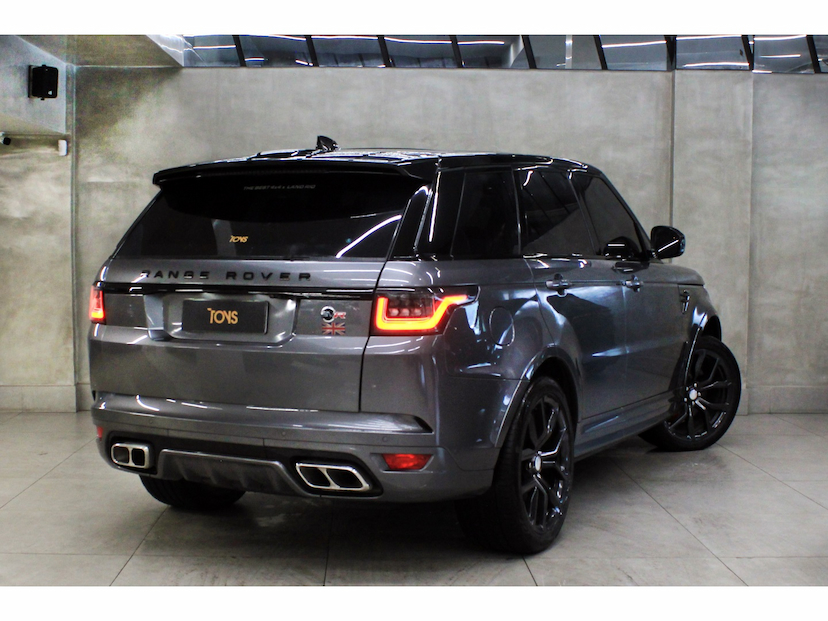Foto do veículo LAND ROVER RANGE ROVER SPORT 5.0 SVR 4X4 V8 32V GASOLINA 4P AUTOMÁTICO 2019 76.300 KM 449.800,00