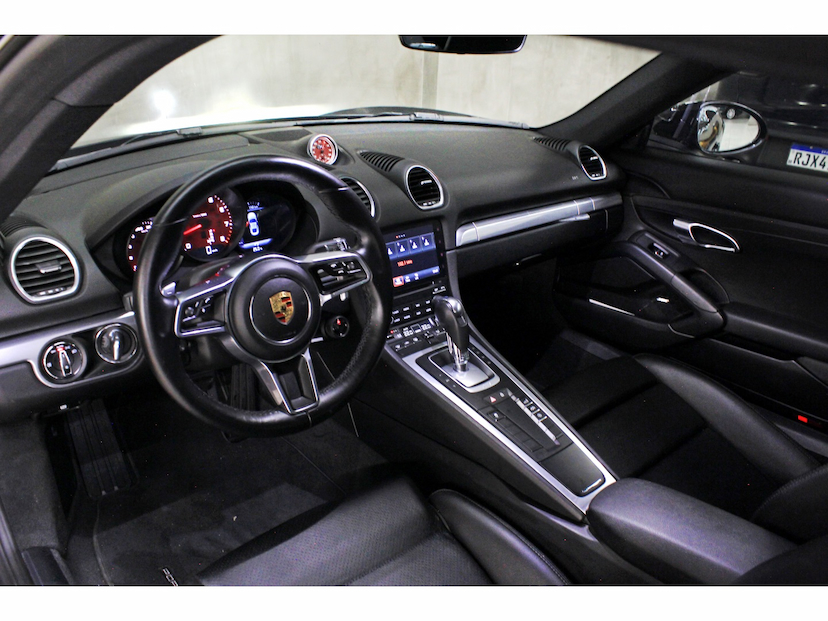 Foto do veículo PORSCHE 718 2.0 16V H4 GASOLINA CAYMAN PDK 2020 12.400 KM 457.800,00