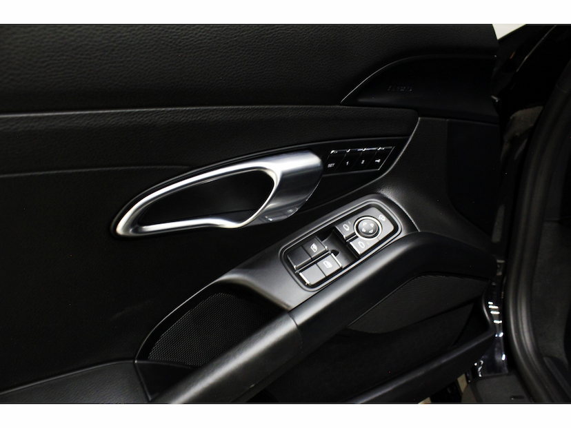 Foto do veículo PORSCHE 718 2.0 16V H4 GASOLINA CAYMAN PDK 2020 12.400 KM 457.800,00