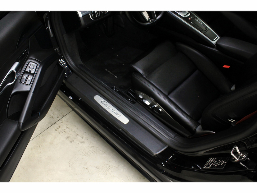 Foto do veículo PORSCHE 718 2.0 16V H4 GASOLINA CAYMAN PDK 2020 12.400 KM 457.800,00