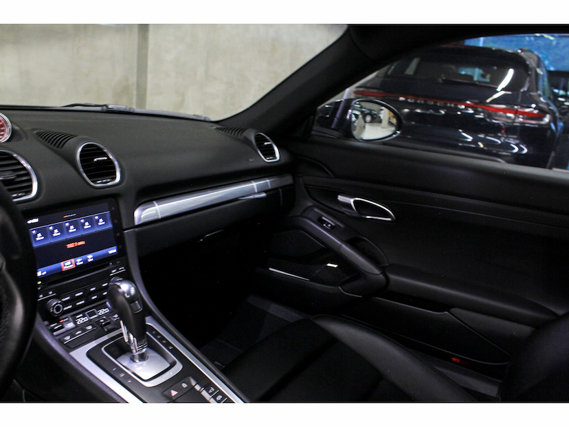Foto do veículo PORSCHE 718 2.0 16V H4 GASOLINA CAYMAN PDK 2020 12.400 KM 457.800,00