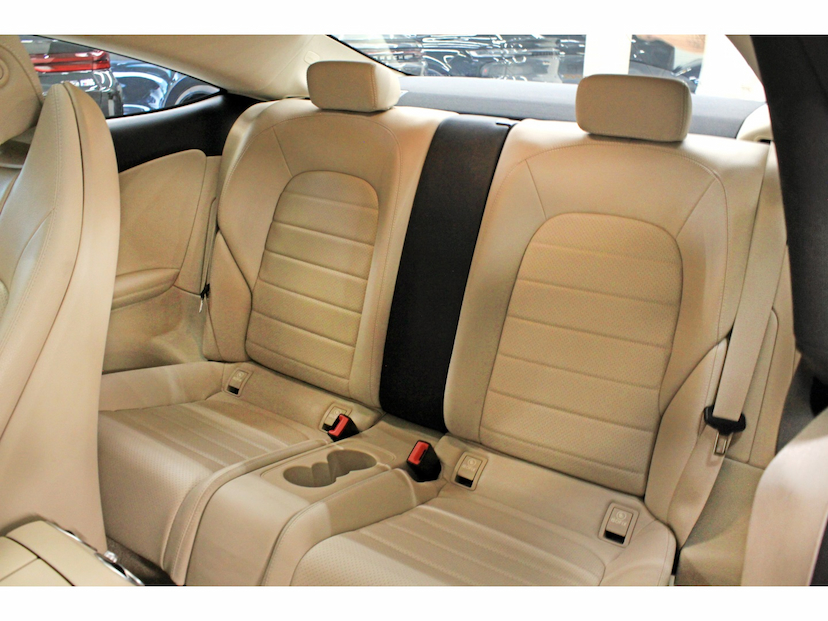 Foto do veículo MERCEDES-BENZ C 180 1.6 CGI GASOLINA AVANTGARDE COUPÉ 9G-TRONIC 2018 69.700 KM 159.800,00