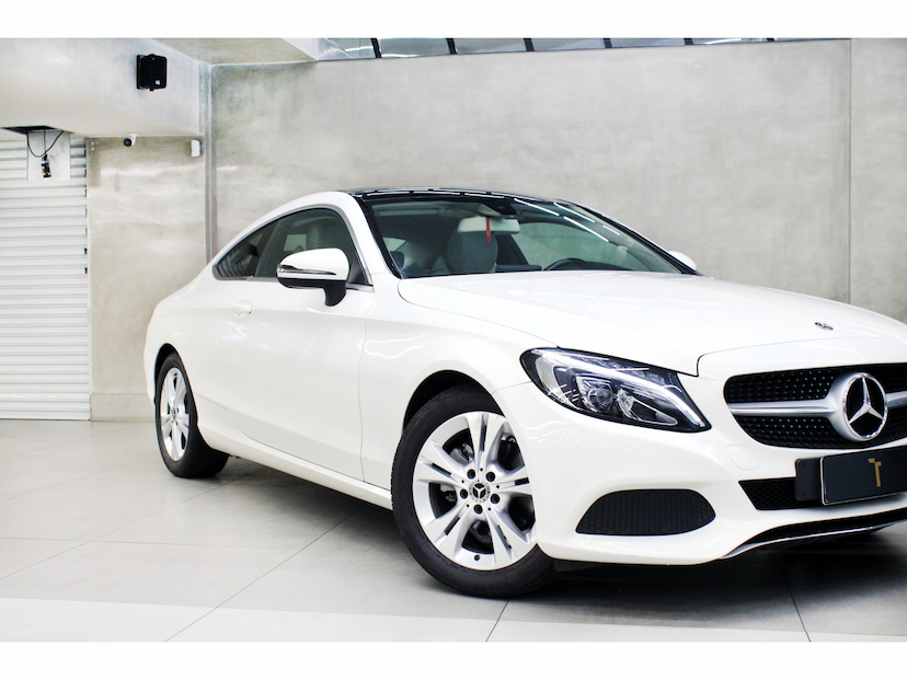 Foto do veículo MERCEDES-BENZ C 180 1.6 CGI GASOLINA AVANTGARDE COUPÉ 9G-TRONIC 2018 69.700 KM 159.800,00