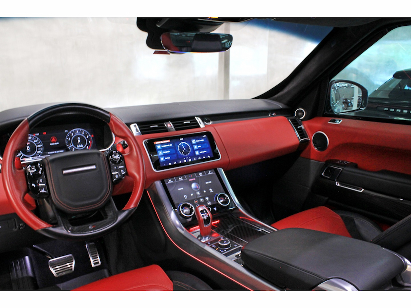 Foto do veículo LAND ROVER RANGE ROVER SPORT 5.0 SVR CARBON EDITION 4X4 V8 32V GASOLINA 4P AUTOMÁTICO 2022 28.100 KM 549.800,00