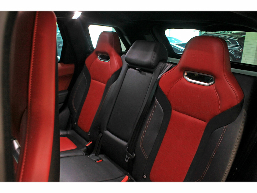 Foto do veículo LAND ROVER RANGE ROVER SPORT 5.0 SVR CARBON EDITION 4X4 V8 32V GASOLINA 4P AUTOMÁTICO 2022 28.100 KM 549.800,00
