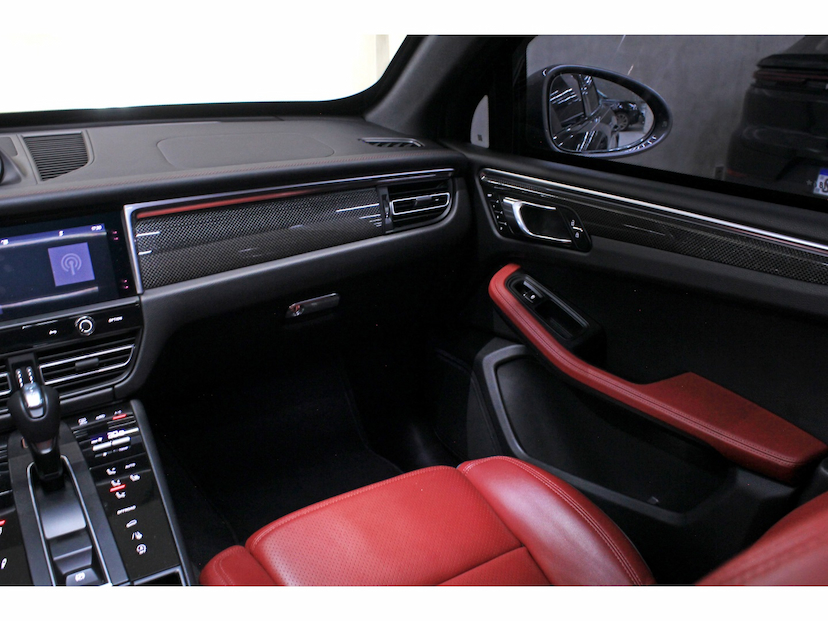 Foto do veículo PORSCHE MACAN 2.0 TURBO GASOLINA T PDK 2023 29.000 KM 449.800,00