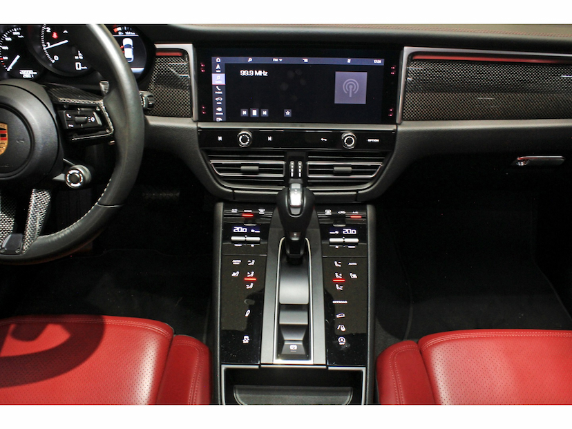 Foto do veículo PORSCHE MACAN 2.0 TURBO GASOLINA T PDK 2023 29.000 KM 449.800,00