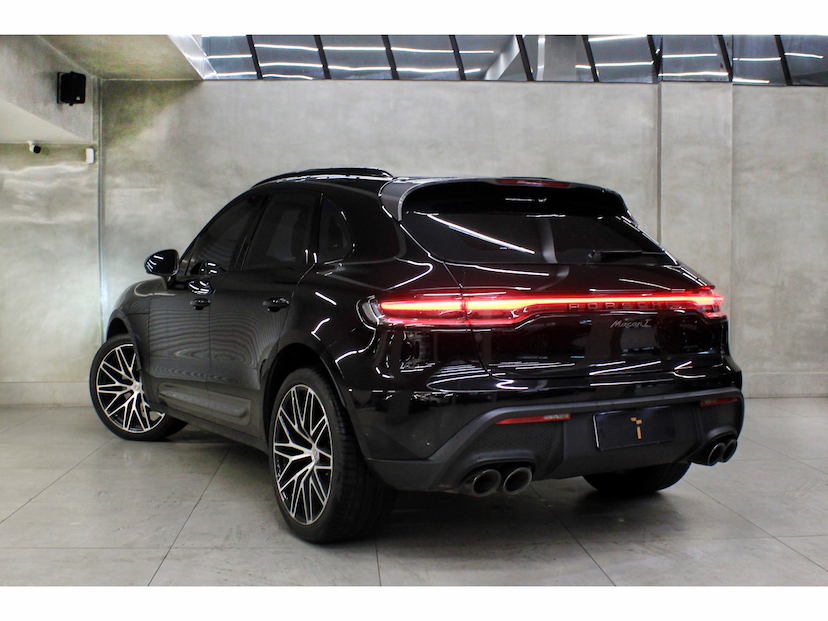 Foto do veículo PORSCHE MACAN 2.0 TURBO GASOLINA T PDK 2023 29.000 KM 449.800,00