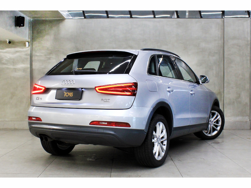 Foto do veículo AUDI Q3 2.0 TFSI AMBITION QUATTRO 4P GASOLINA S TRONIC 2015 90.400 KM 84.800,00