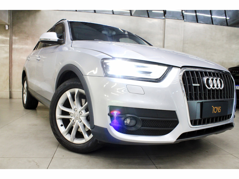 Foto do veículo AUDI Q3 2.0 TFSI AMBITION QUATTRO 4P GASOLINA S TRONIC 2015 90.400 KM 84.800,00