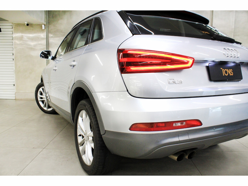 Foto do veículo AUDI Q3 2.0 TFSI AMBITION QUATTRO 4P GASOLINA S TRONIC 2015 90.400 KM 84.800,00