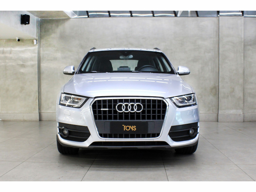 Foto do veículo AUDI Q3 2.0 TFSI AMBITION QUATTRO 4P GASOLINA S TRONIC 2015 90.400 KM 84.800,00