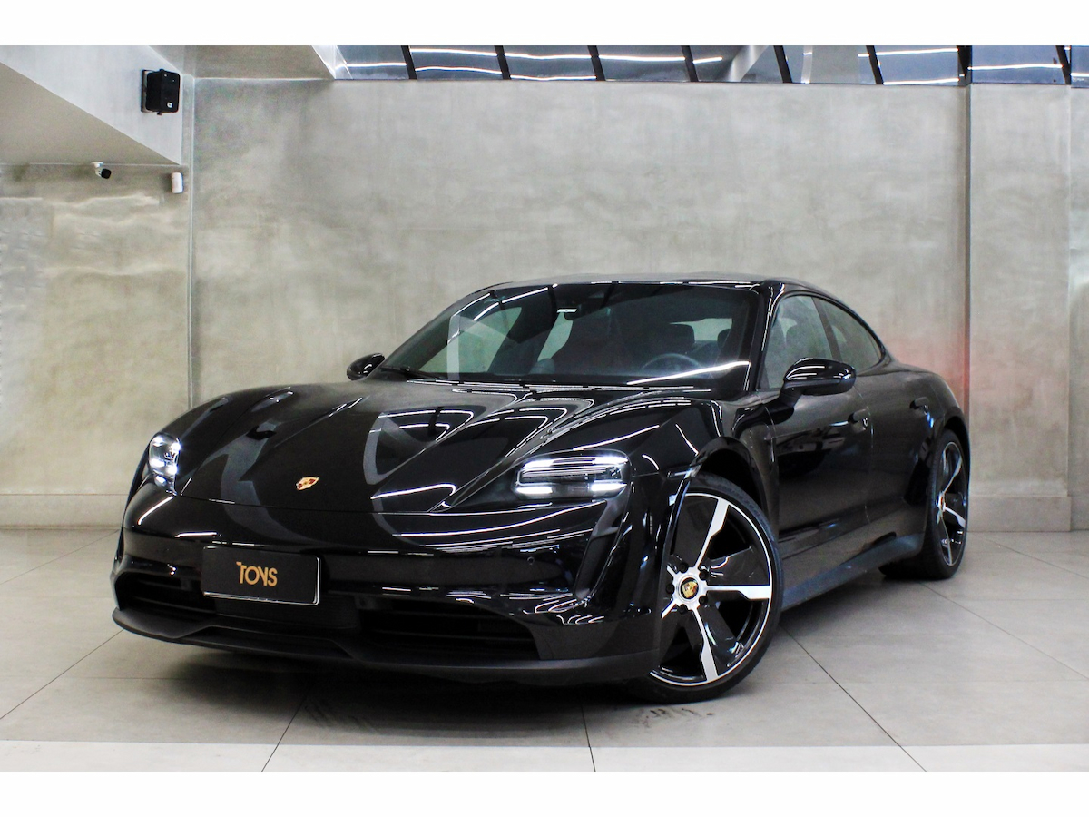 Foto do veículo PORSCHE TAYCAN ELÉTRICO 2022/2022 15.400 KM R$ 489.800,00