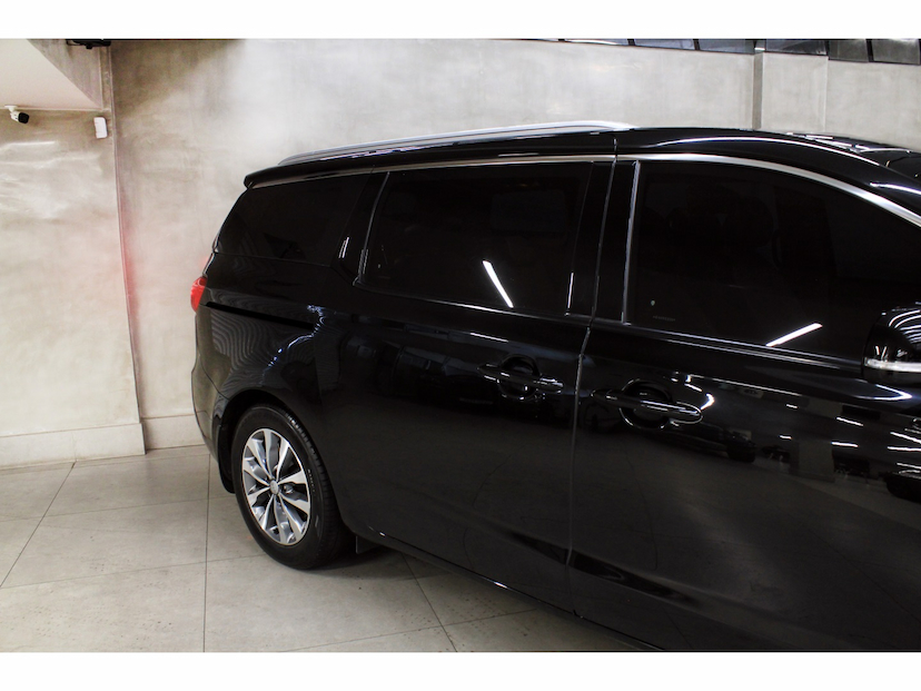 Foto do veículo KIA CARNIVAL 3.3 EX V6 24V GASOLINA 4P AUTOMATICO 2016 92.000 KM 195.800,00